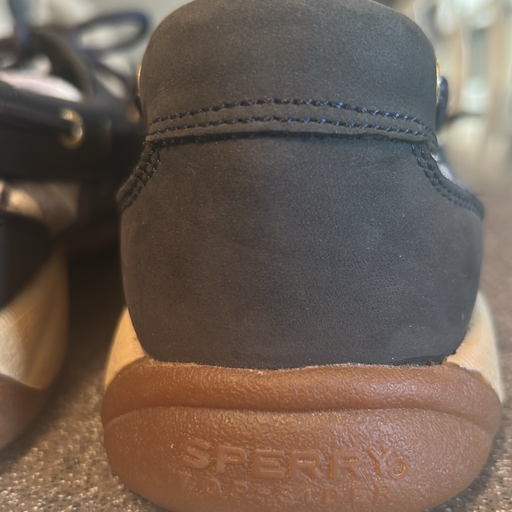 Sperry Top Siders. Navy with plaid accents. Size 9. - Picture 6 of 7